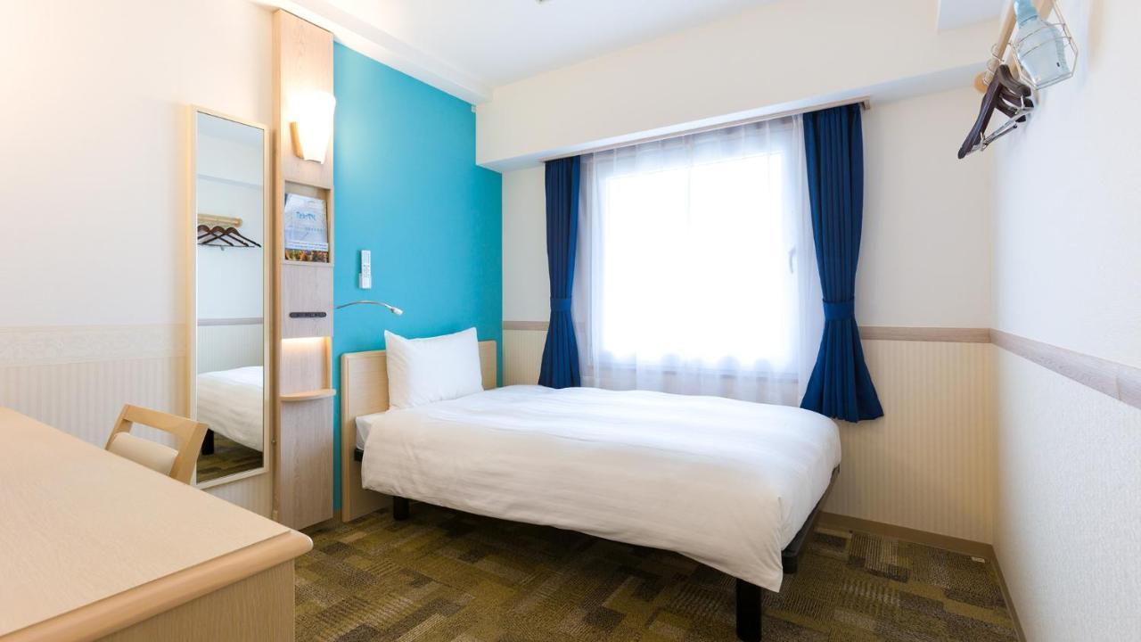 Toyoko Inn Kobe Sannomiya Eki Shiyakusho Mae المظهر الخارجي الصورة